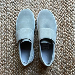 Vince Cage Sneakers 7.5 New